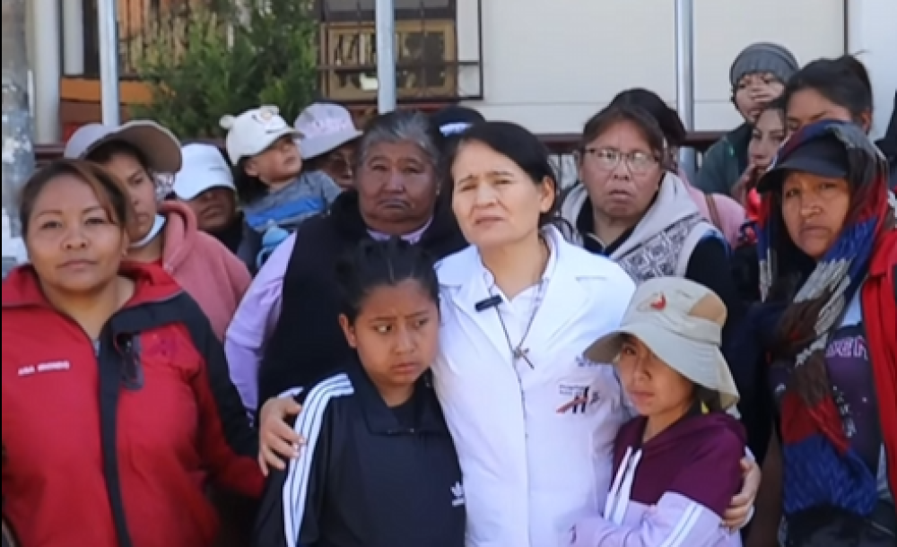 Hospital Arco Iris y la Unidad de Extensión Comunitaria benefician a 150 personas en situación de vulnerabilidad con la entrega de víveres